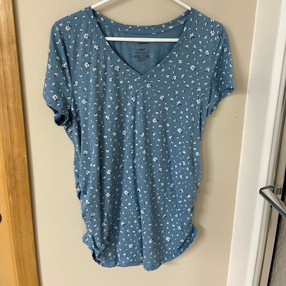 Maternity tee